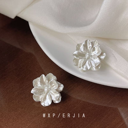 Resin Stud Floral Earring