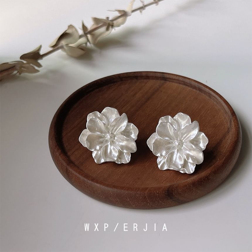 Resin Stud Floral Earring