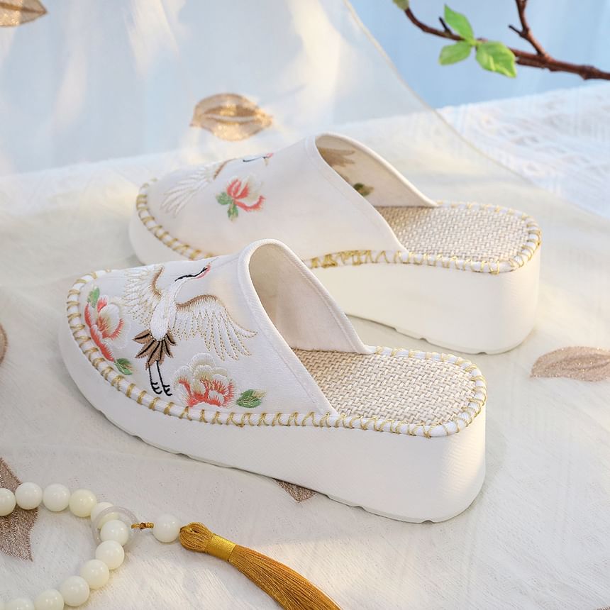 Heel Embroidered Mules Wedge