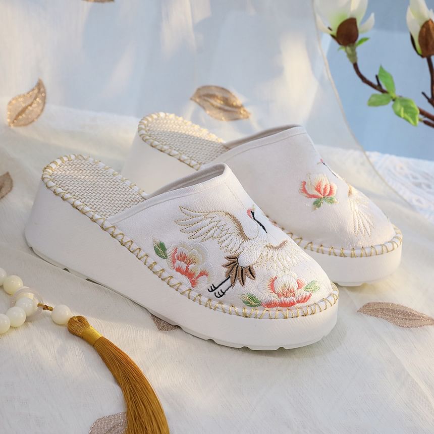 Heel Embroidered Mules Wedge