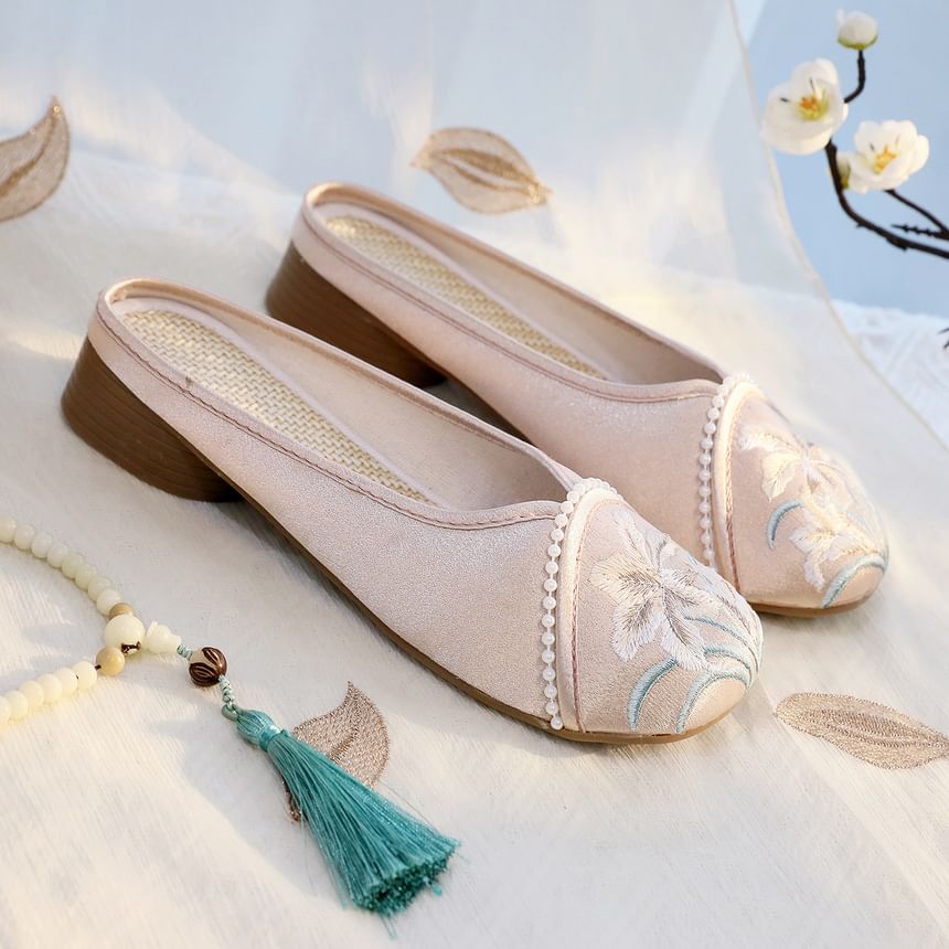 Flats Embroidered Textile