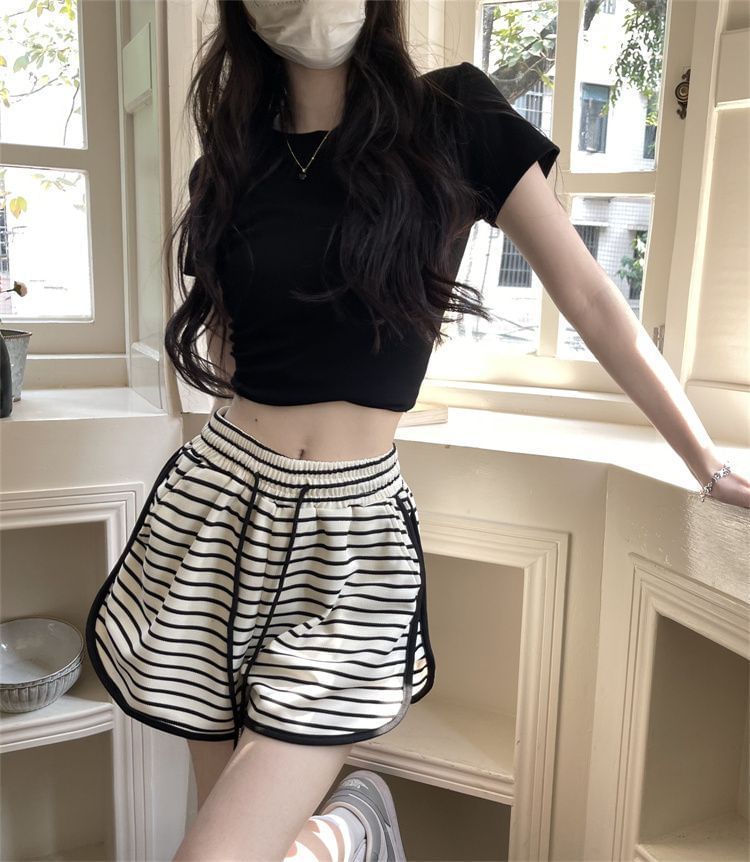 Shorts Drawstring Waist Striped