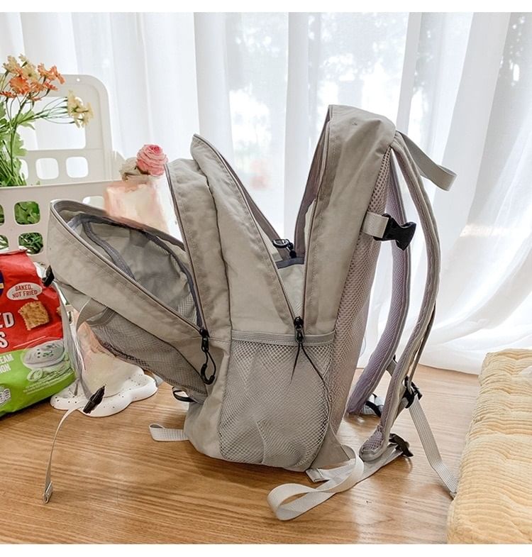 Mesh Star Panel Backpack Multi-Pocket Print
