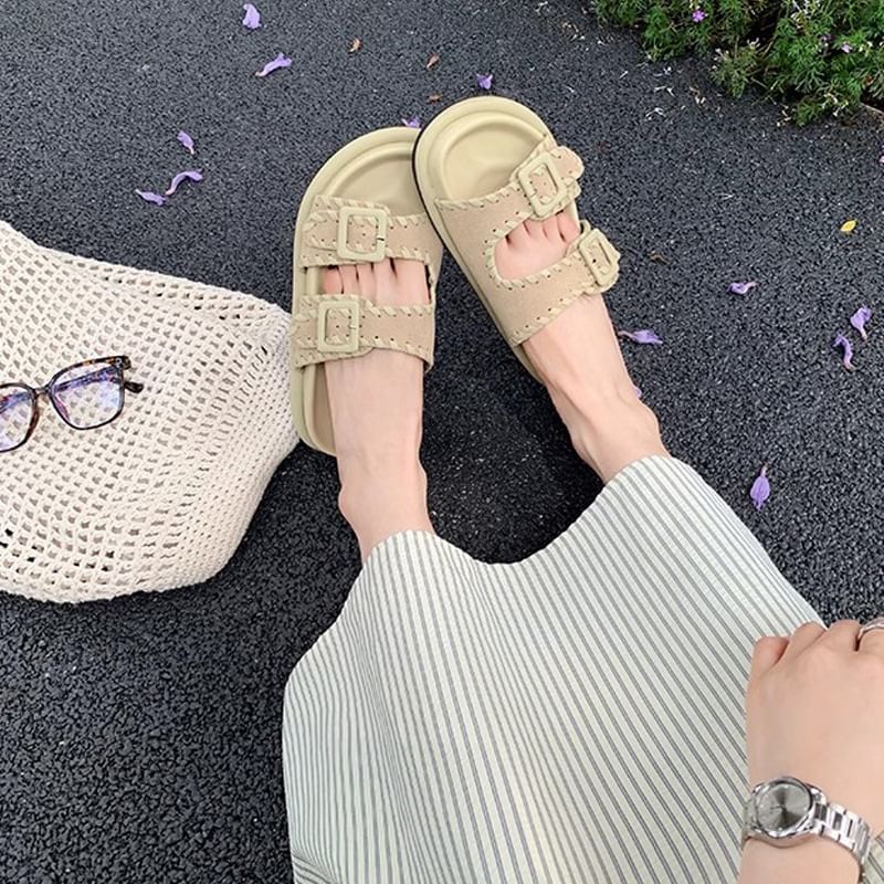 Buckled Sandals Platform Slide