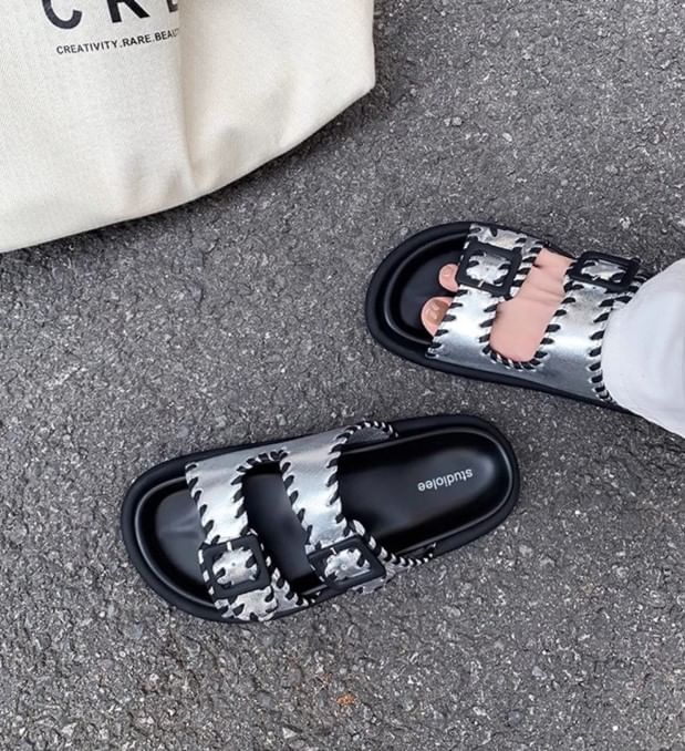 Buckled Sandals Platform Slide