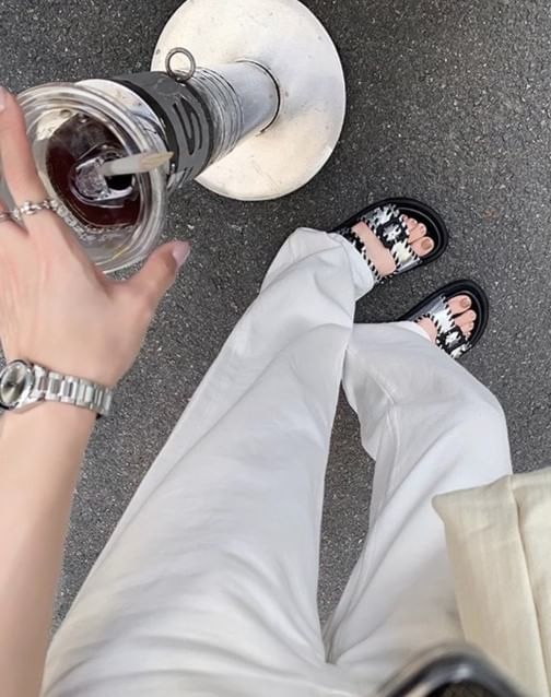 Buckled Sandals Platform Slide
