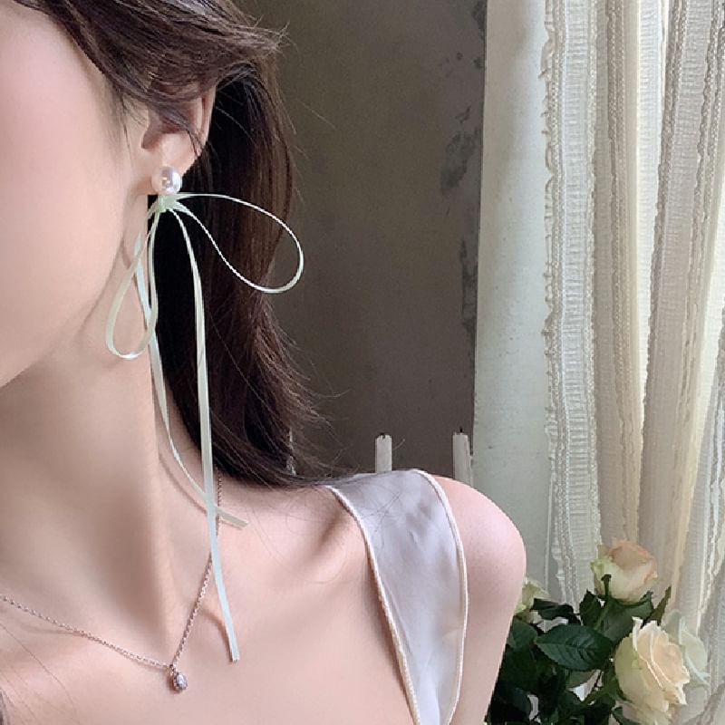 Earring Pearl Faux Bow