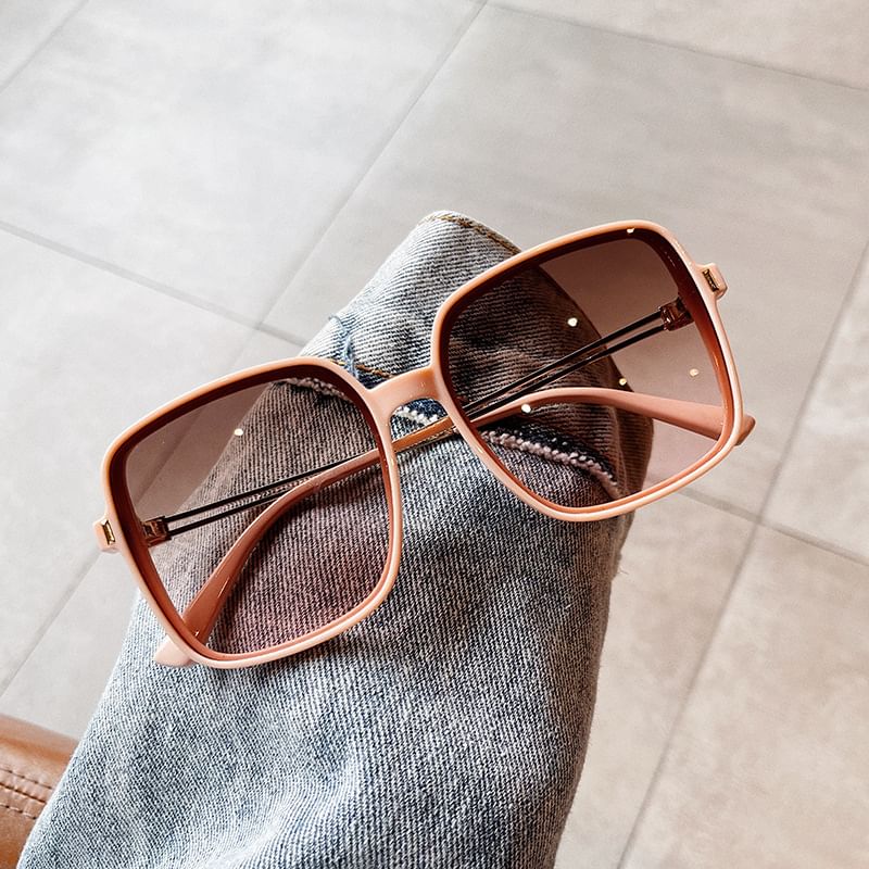 Sample Square Frame Oversized Sunglasses