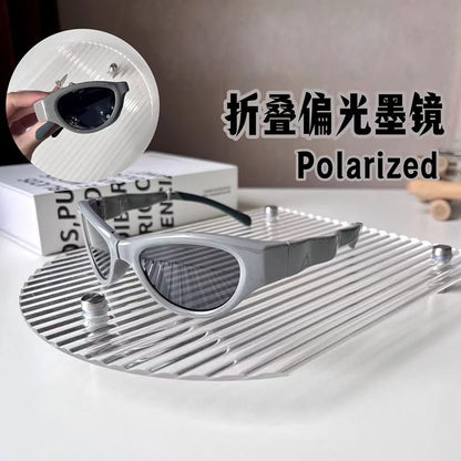 Sample Cat Eye Sunglasses / Case