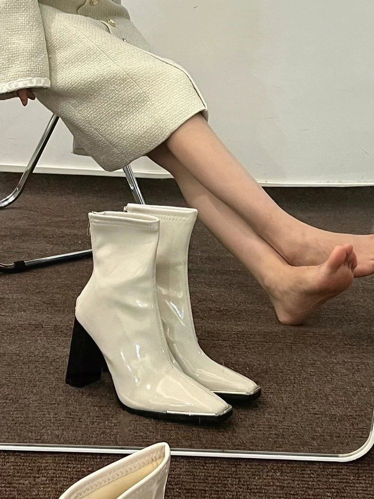 Sample Chunky Heel Plain Zip-Up Patent Leather Short Boots