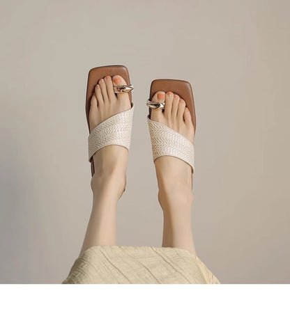 Sample Chunky Heel Square Toe Metal Accent Straw Toe Loop Sandals