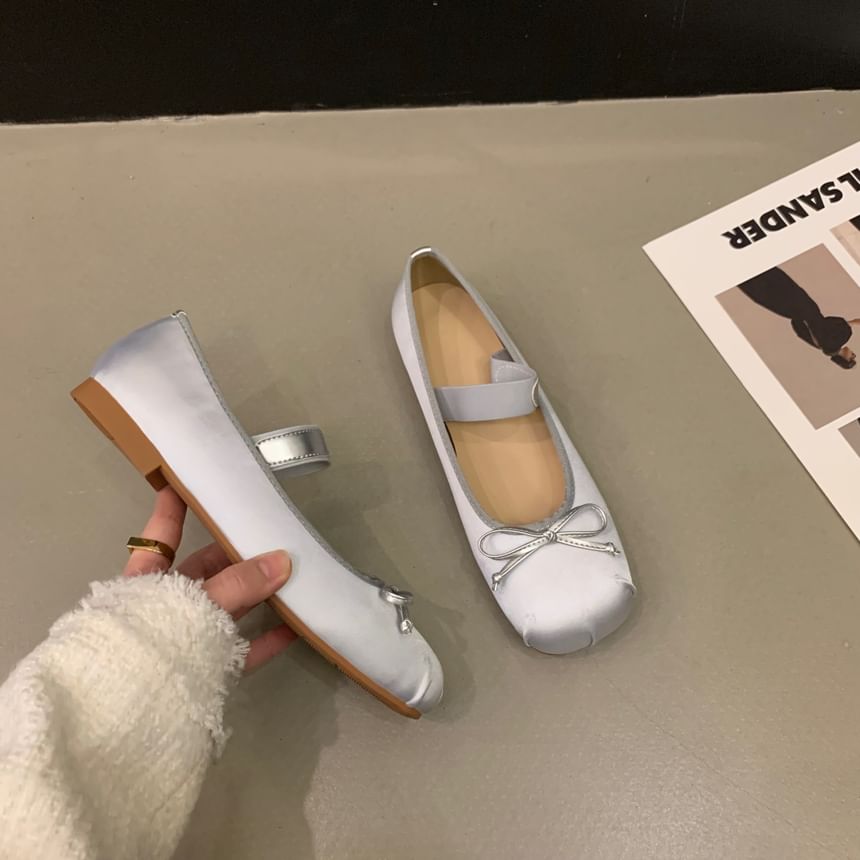 Jane Flats Toe Bow Mary Square