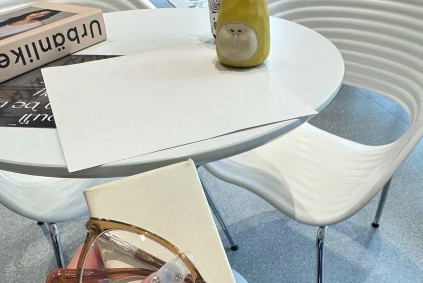 Sample Round Frame Glasses