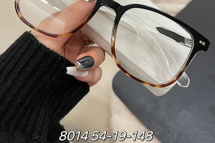Sample Square Frame Glasses
