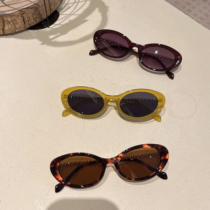 SampleOval Plastic Sunglasses