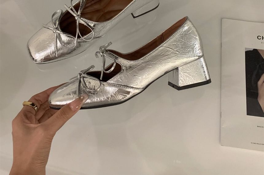 Sample Square Toe Bow Block Heel Mary Jane Pumps
