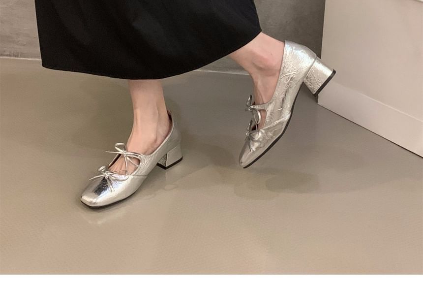 Sample Square Toe Bow Block Heel Mary Jane Pumps