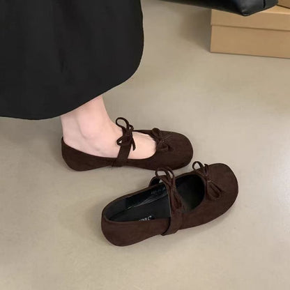Jane Plain Accent Bow Mary Flats