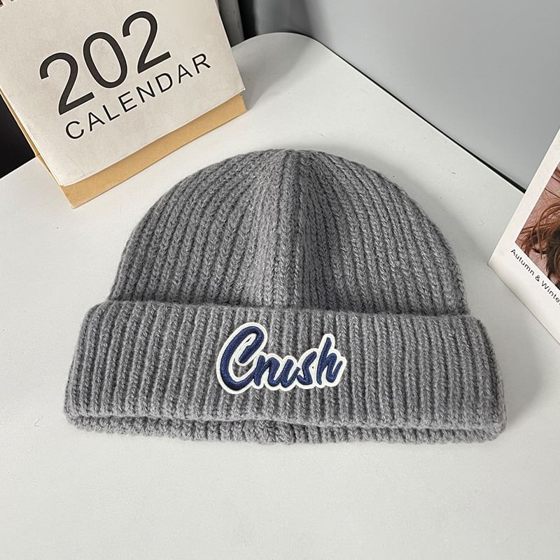 Applique Beanie Lettering Knit
