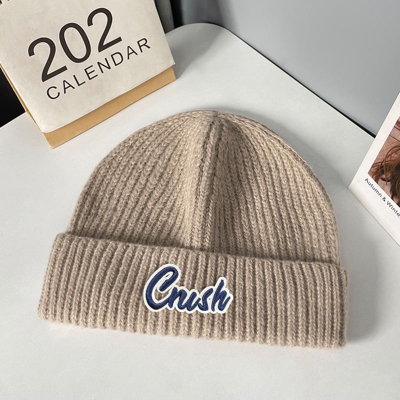 Applique Beanie Lettering Knit