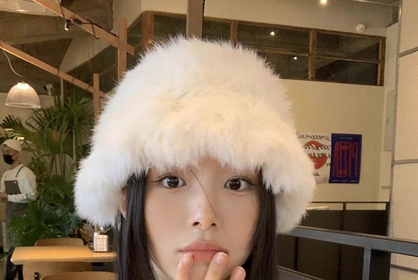 Star Plain Hat / Faux Bucket Fur