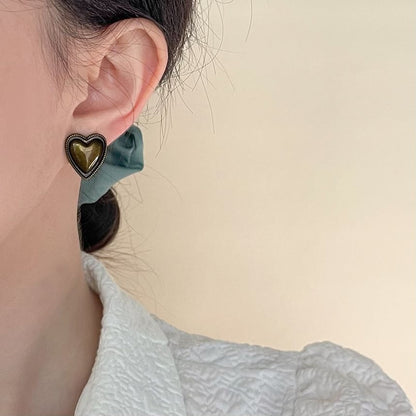 Heart Stud Earring / Clip-On Earring