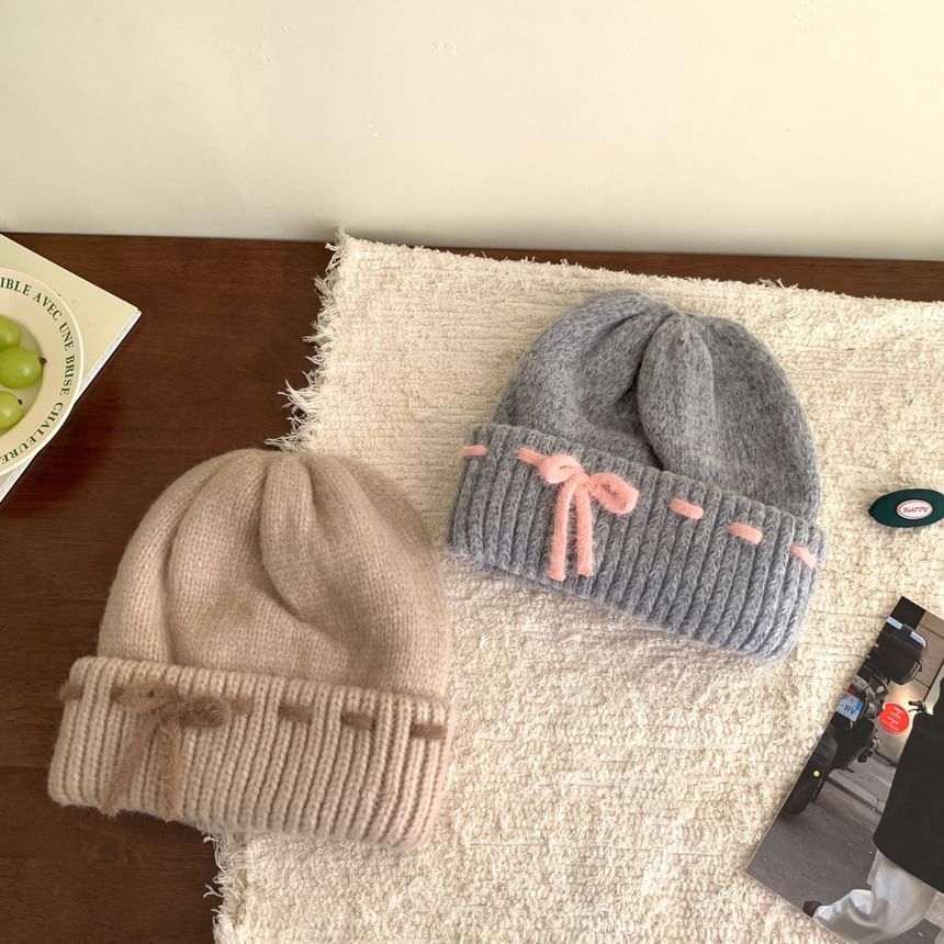 Knit Beanie Bow