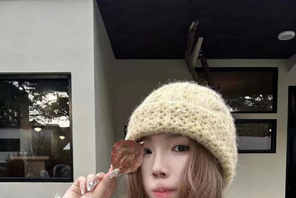 Beanie Knit Cable Plain