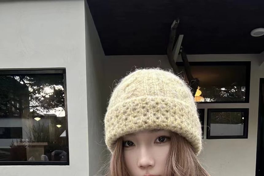 Beanie Knit Cable Plain