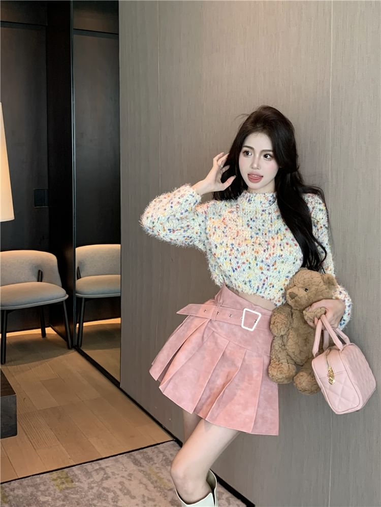Sweater Mock Neck Mini Rise Dotted / Cropped Pleated High Washed