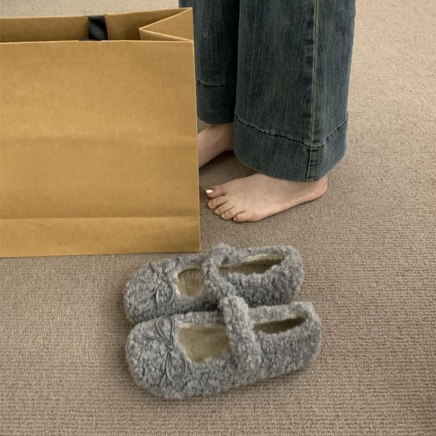 Sample Furry Plain Mary Jane Shoes