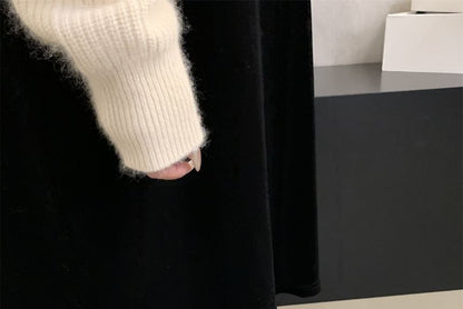 Sample Fleece Pointed Flats