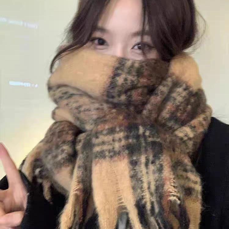 Scarf Fringe Plaid