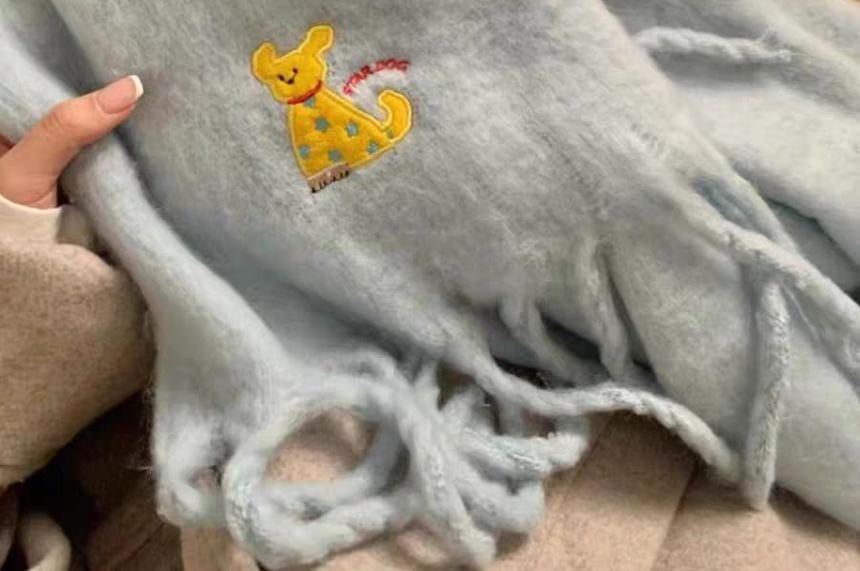 Plaid Applique / Dog Scarf