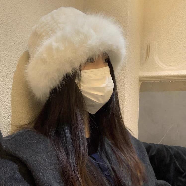 Fluffy Hat Panel / Bucket Plain