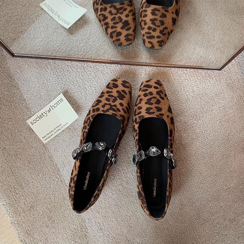 Buckled Faux Flats Leather Heart
