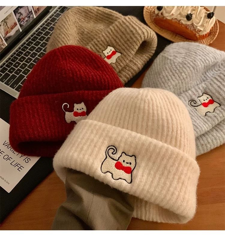 Cat Embroidered Knit Beanie