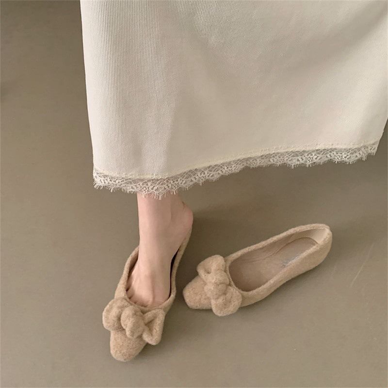 SampleSquare Toe Bow Wool Flats