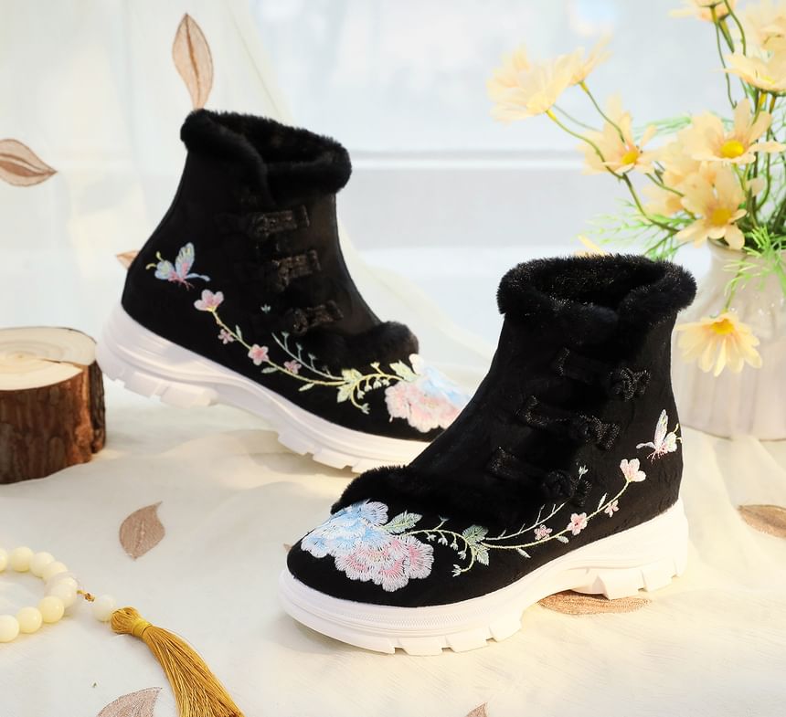 Short Lace-Up Floral Embroidery Trim Furry Boots