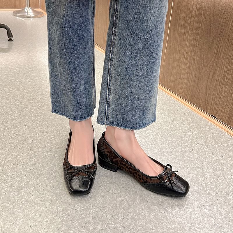 Faux Accent Heel Print Pumps Panel Leopard Brogue Low Bow Leather
