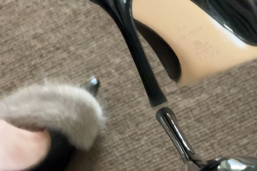 Sample Pointed Toe Faux Fur Panel Patent Leather Stiletto Pumps