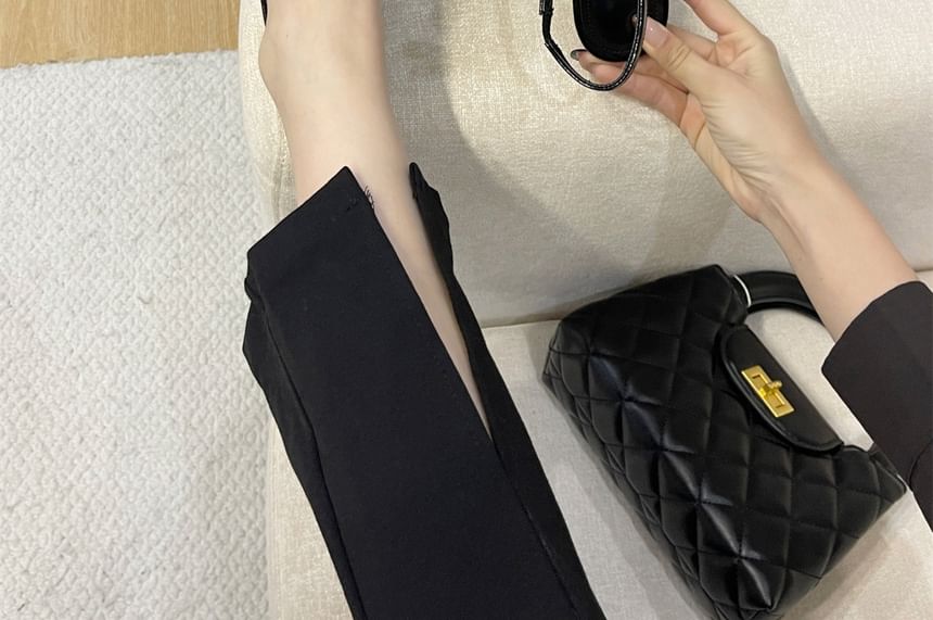Sample Pointed Toe Bow Slingback Patent Leather Pumps