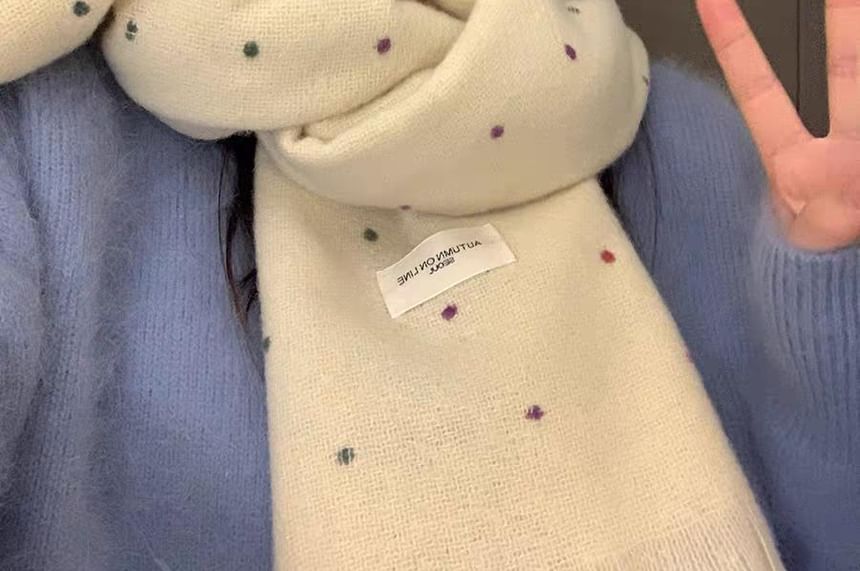 Dotted Scarf Applique