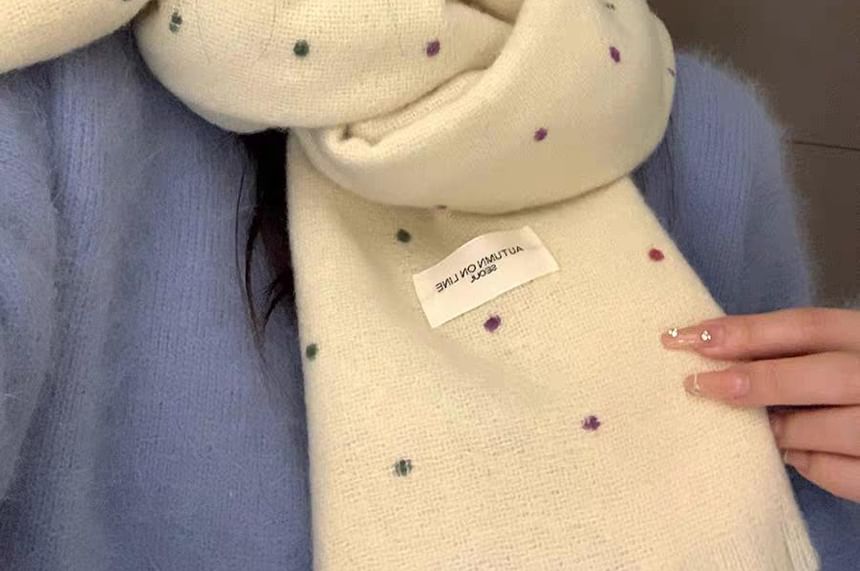 Dotted Scarf Applique