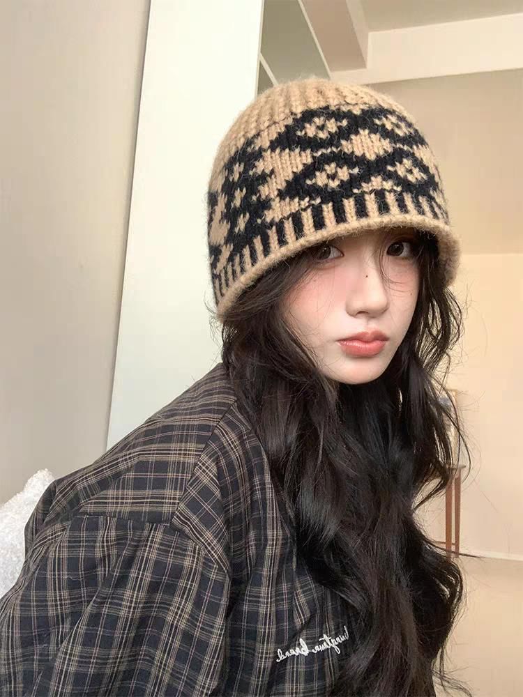 Diamond Jacquard Beanie Knit