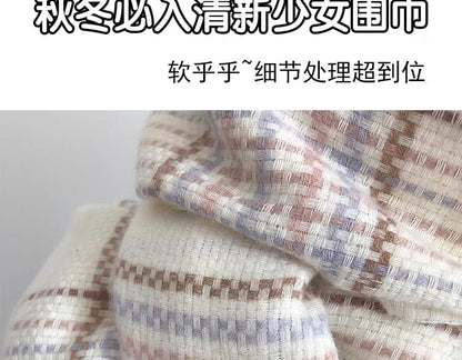 Scarf Fringed Plaid