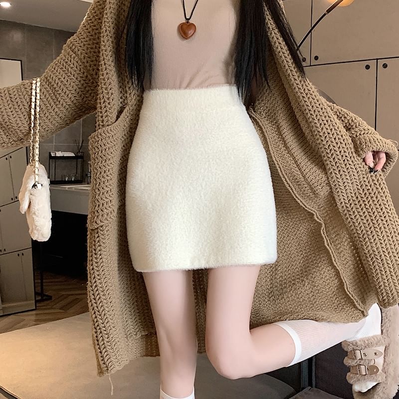 High Mini Fluffy Pencil Rise Plain Skirt