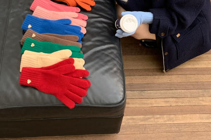 Knit Heart Buttoned Gloves