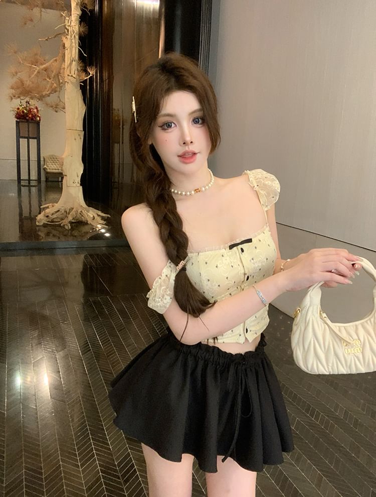 Sample Floral Bow Lace Cropped Camisole Top