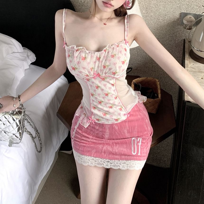 Sample Floral Bow Print Mest Panel Ruffle Camisole Top / High Rise Patterned Lace Trim Mini Pencil Skirt